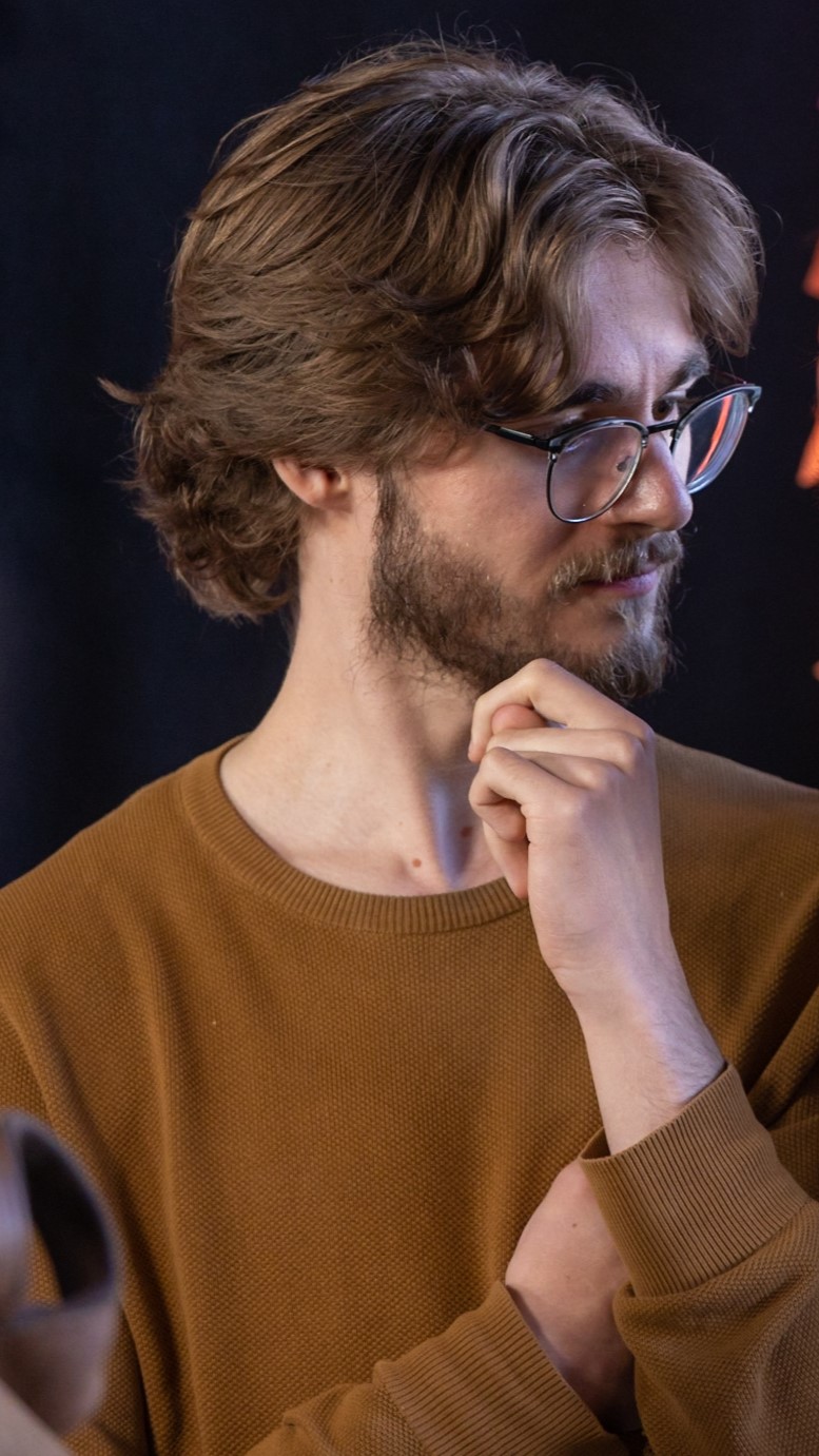 Michiel J. Ris | Meander magazine